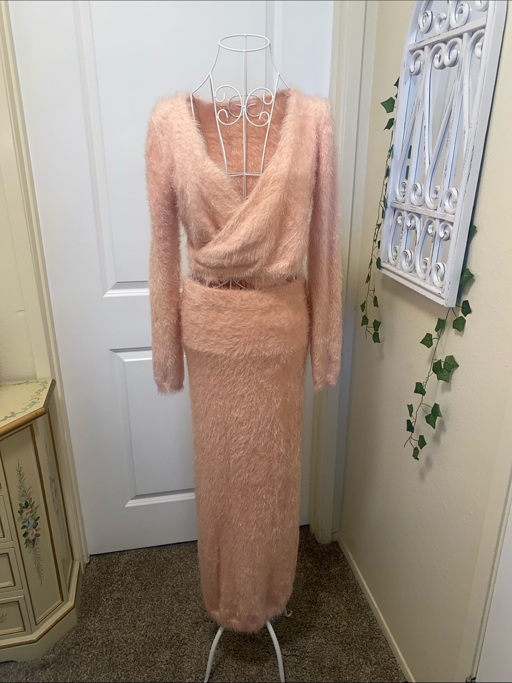 Hera Collection Blush Pink Faux-Fur Wrap Long Sleeve Maxi Dress
